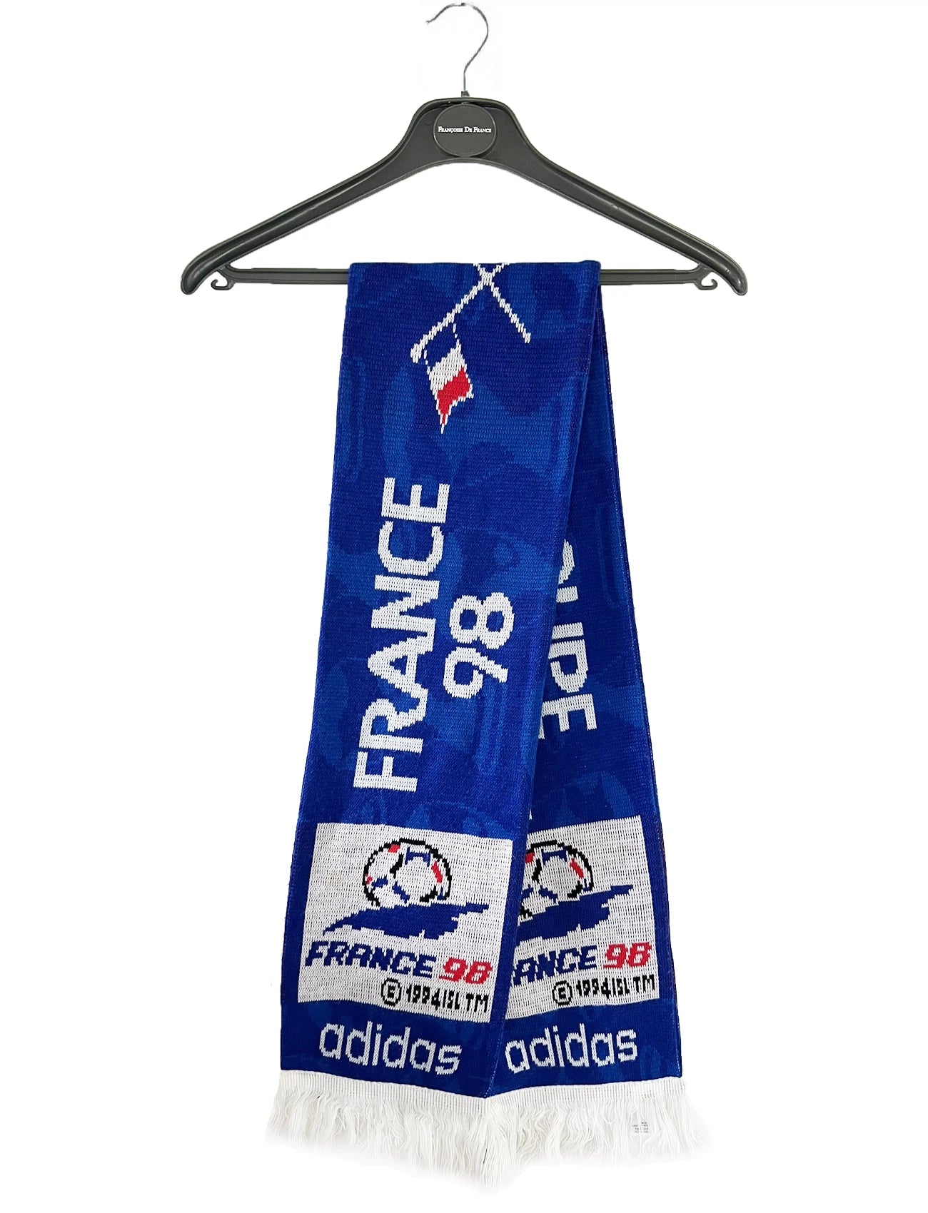 Echarpe Adidas de l'équipe de france éditée lors de la coupe du monde 1998.